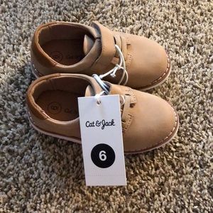 Toddler boys shoes size 6c